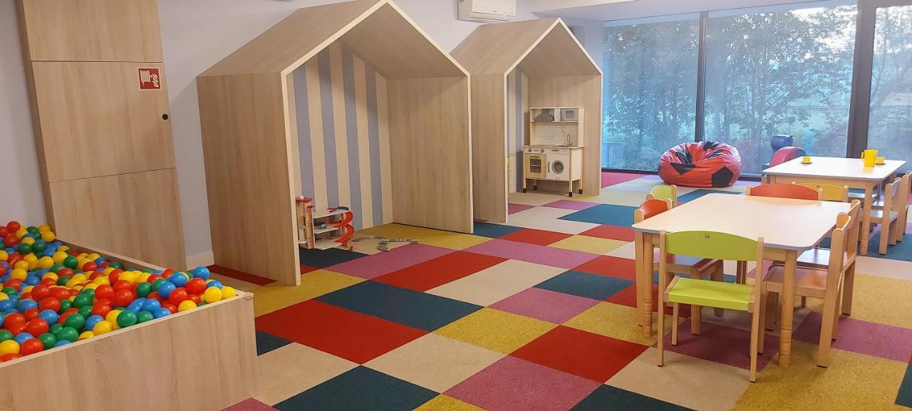 Nowa Letnica Apartments With Sauna & Gym & Kids Play In Gdansk By Noclegi Renters エクステリア 写真