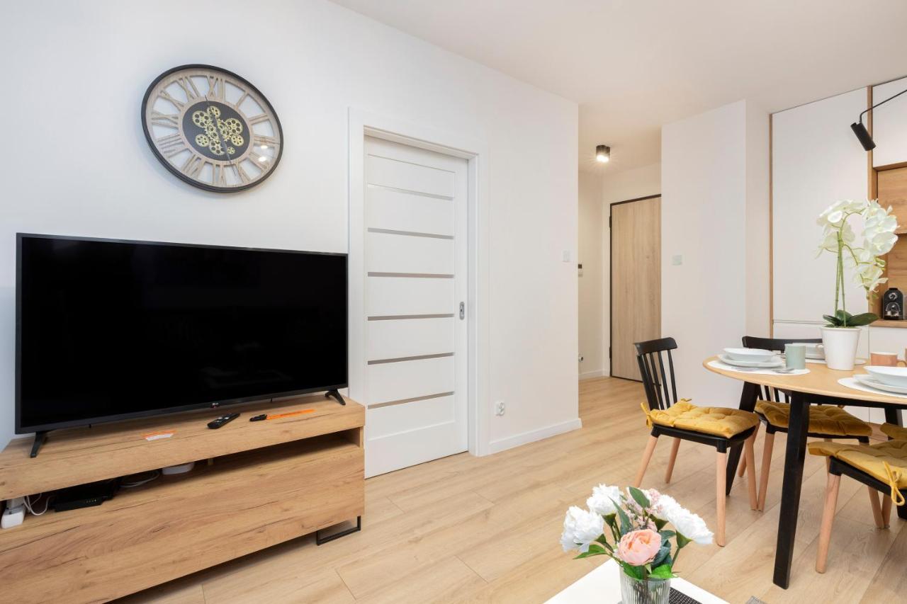Nowa Letnica Apartments With Sauna & Gym & Kids Play In Gdansk By Noclegi Renters エクステリア 写真